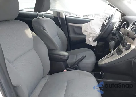 2009 Toyota Matrix S из США, поврежденный, VIN 2T1LE40E19C010086